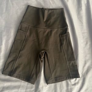 Aerie offline compression biker shorts 5” size XS